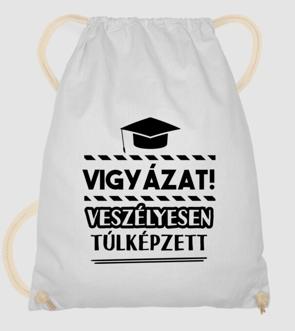  minta fehér pólón