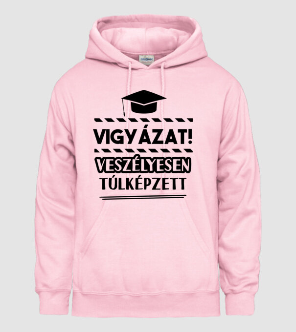  minta világos rózsaszín pólón