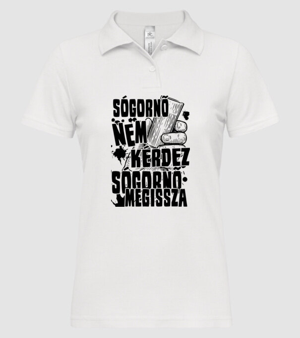  minta fehér pólón