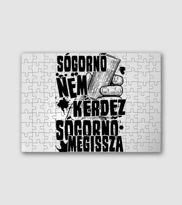  minta fehér pólón