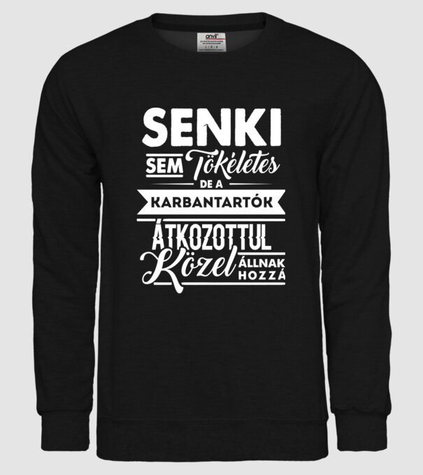  minta fekete pólón