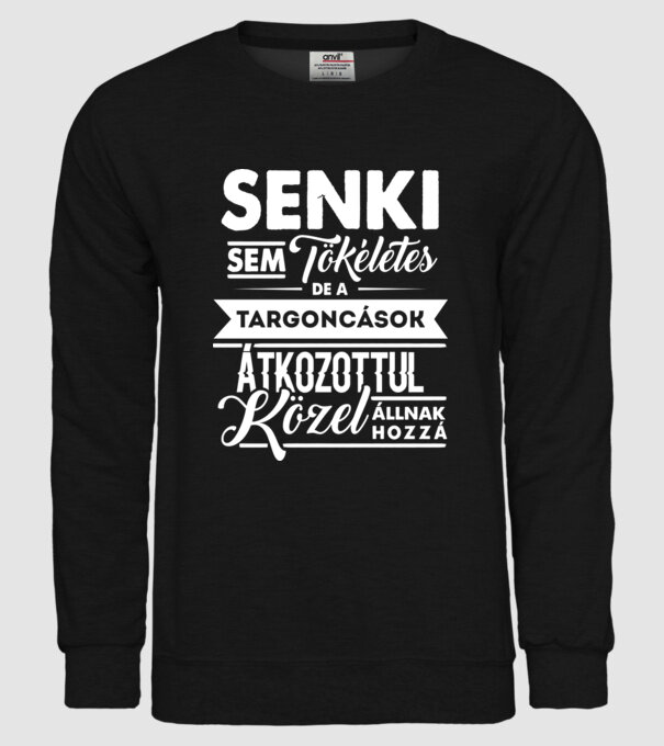  minta fekete pólón