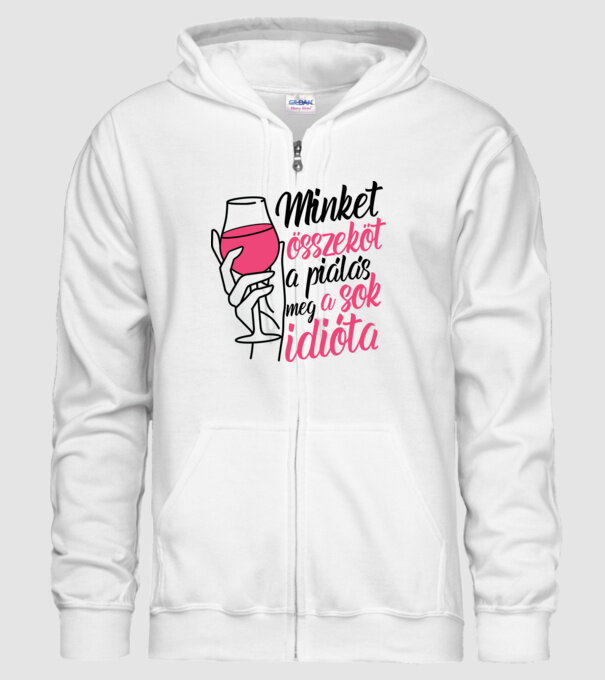  minta fehér pólón