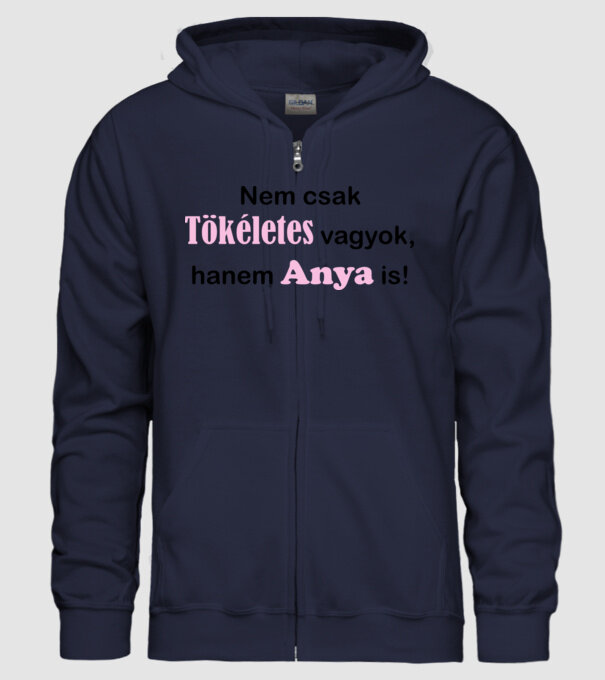  minta sötétkék pólón
