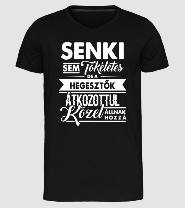  minta fekete pólón