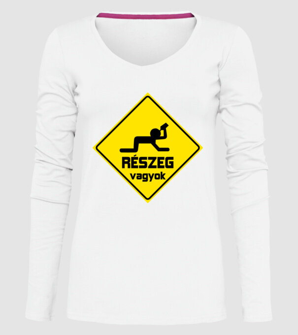  minta fehér pólón