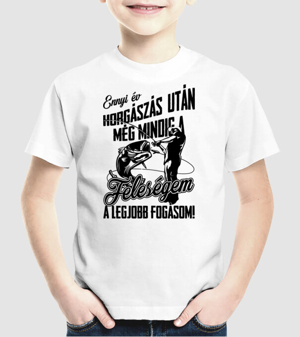  minta fehér pólón