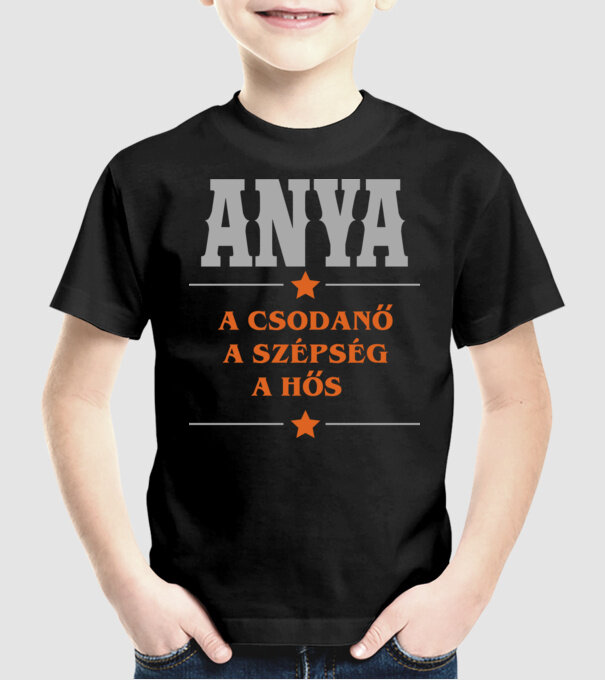  minta fekete pólón