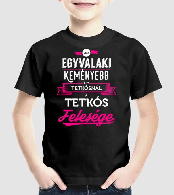  minta fekete pólón