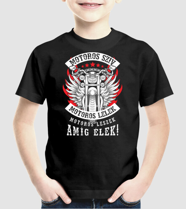  minta fekete pólón