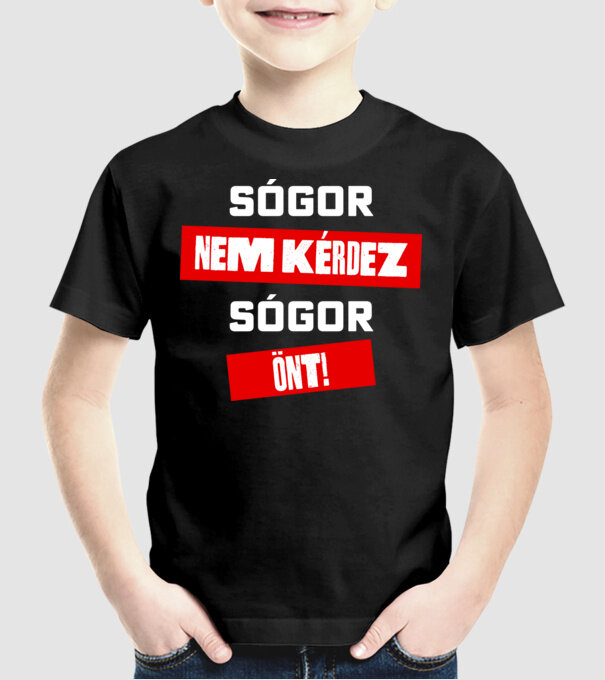  minta fekete pólón
