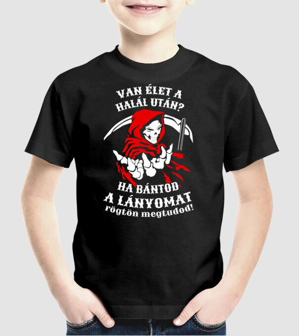  minta fekete pólón