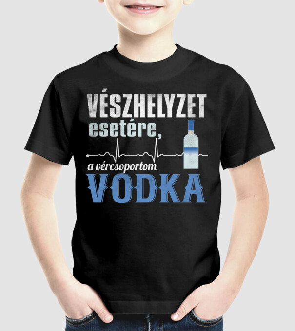  minta fekete pólón