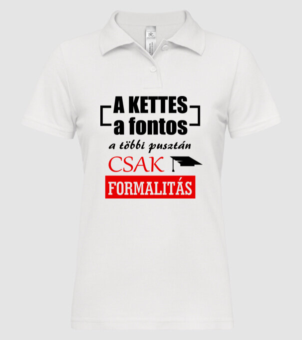  minta fehér pólón