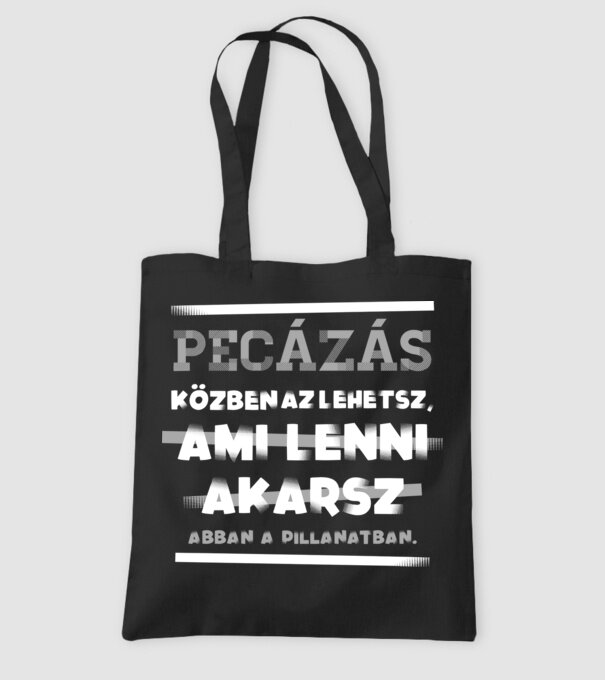  minta fekete pólón