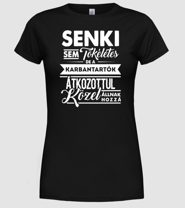  minta fekete pólón