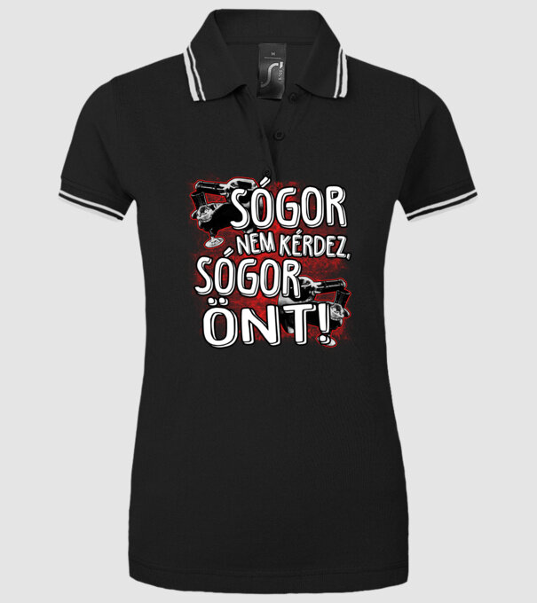  minta fekete pólón