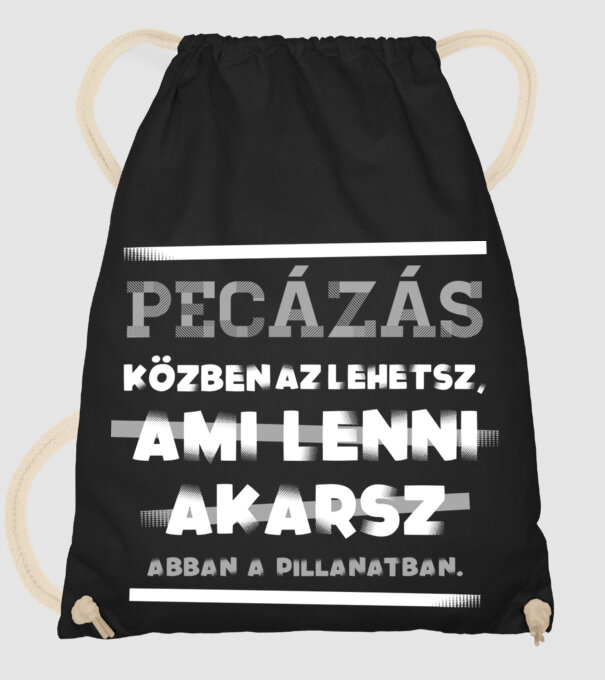  minta fekete pólón