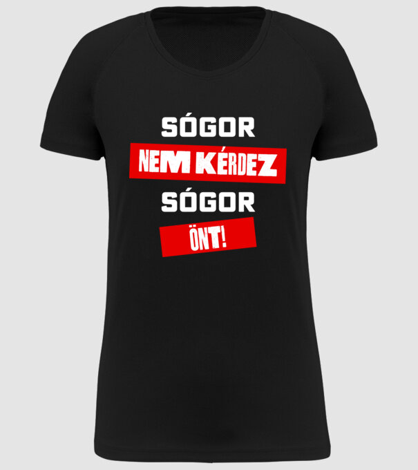 minta fekete pólón