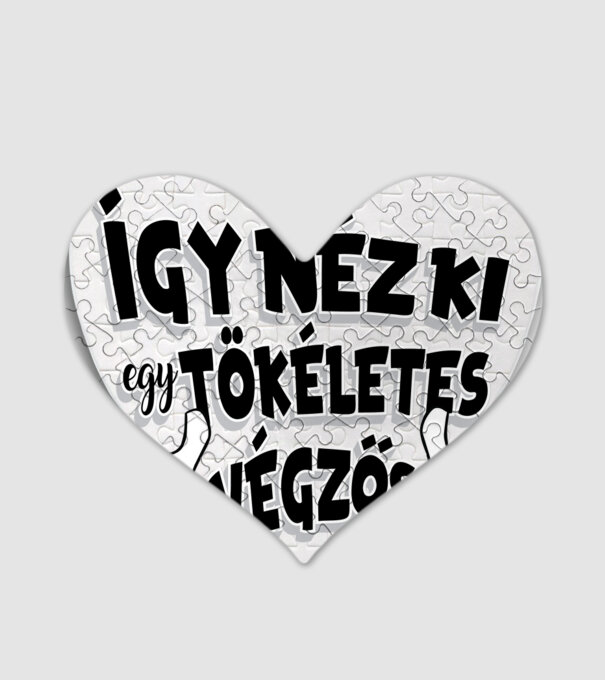  minta fehér pólón