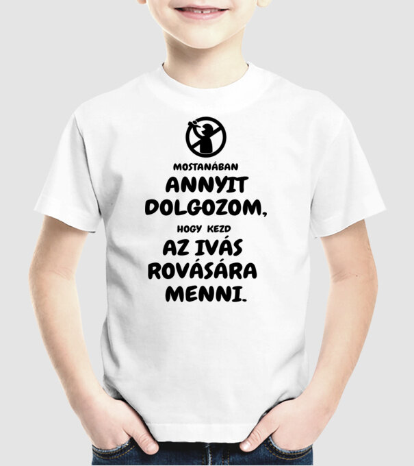  minta fehér pólón