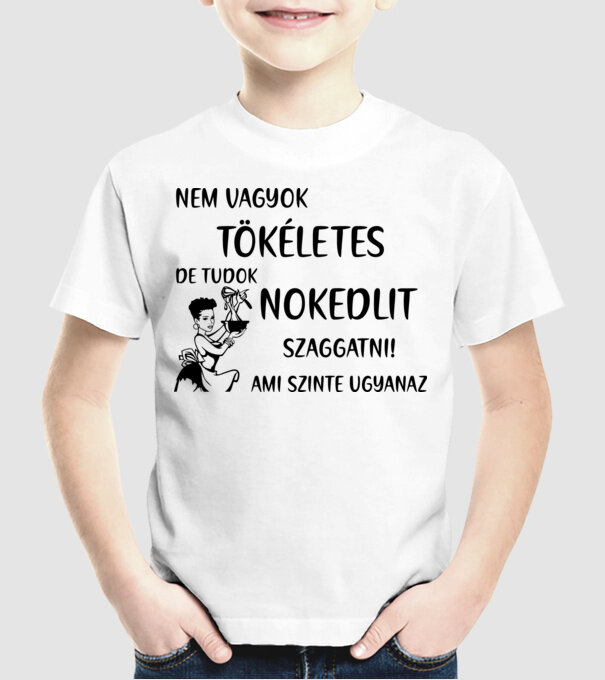  minta fehér pólón