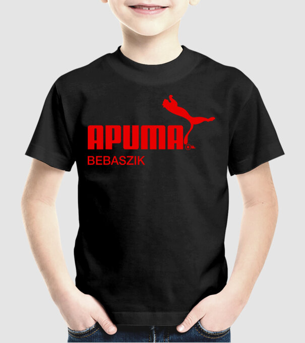  minta fekete pólón