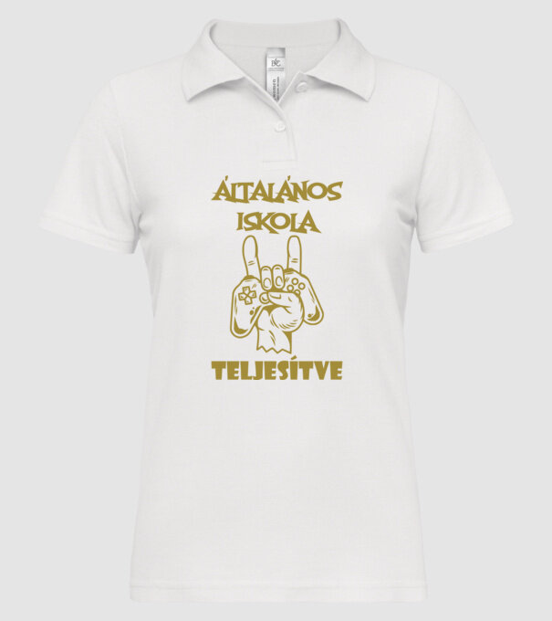  minta fehér pólón